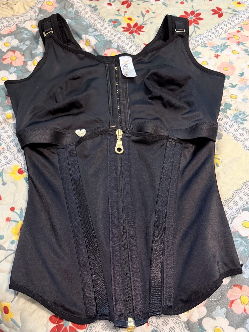 Noely Fajas Chaleco Corset Ultra Snatched with Bra in Black, size Large.